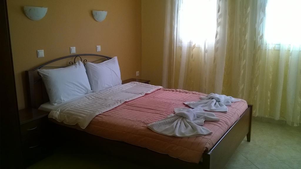 Hotel Spiros أموديا المظهر الخارجي الصورة